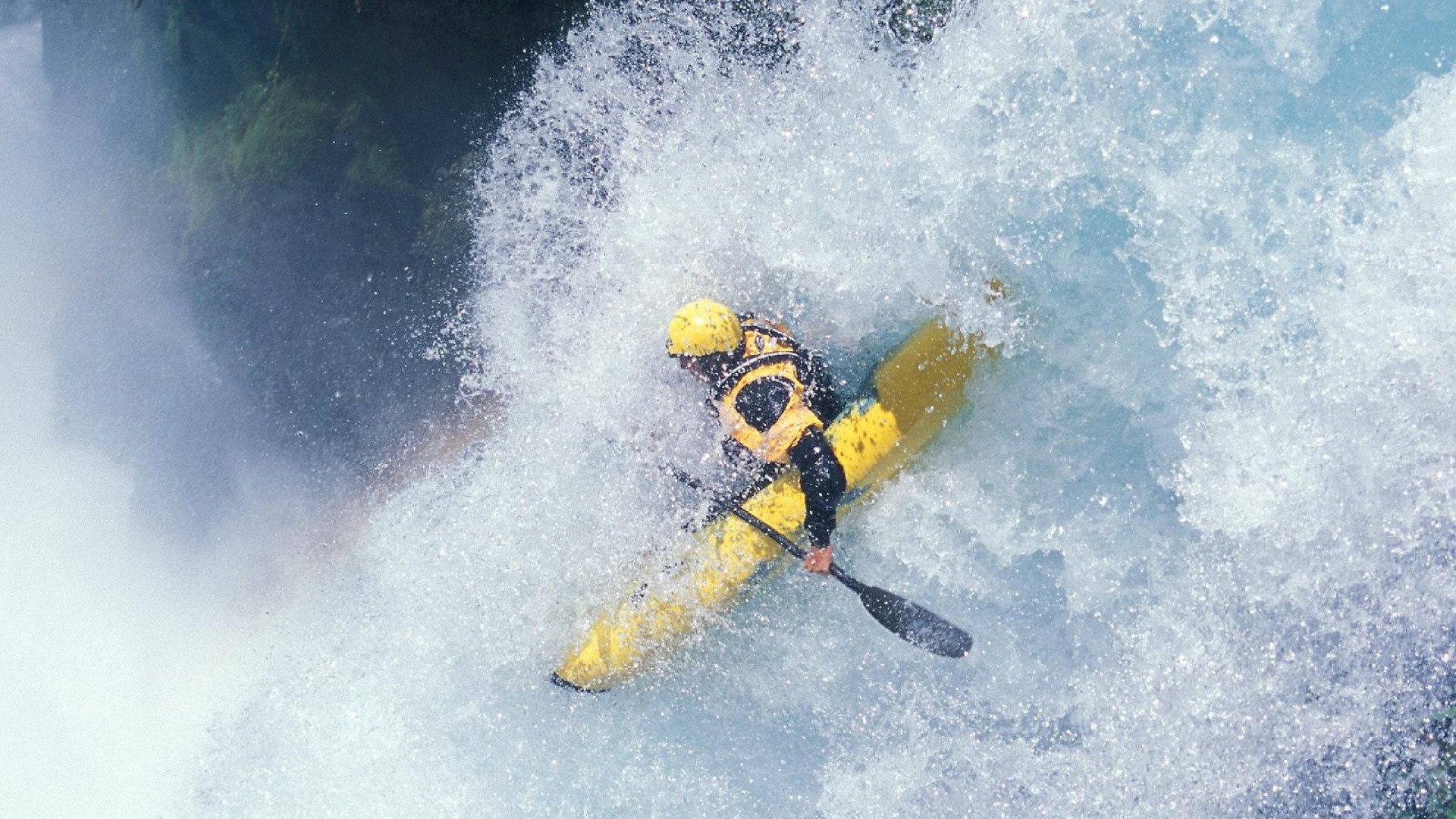 欧冠决赛焦点战，独行侠全面压制广东队